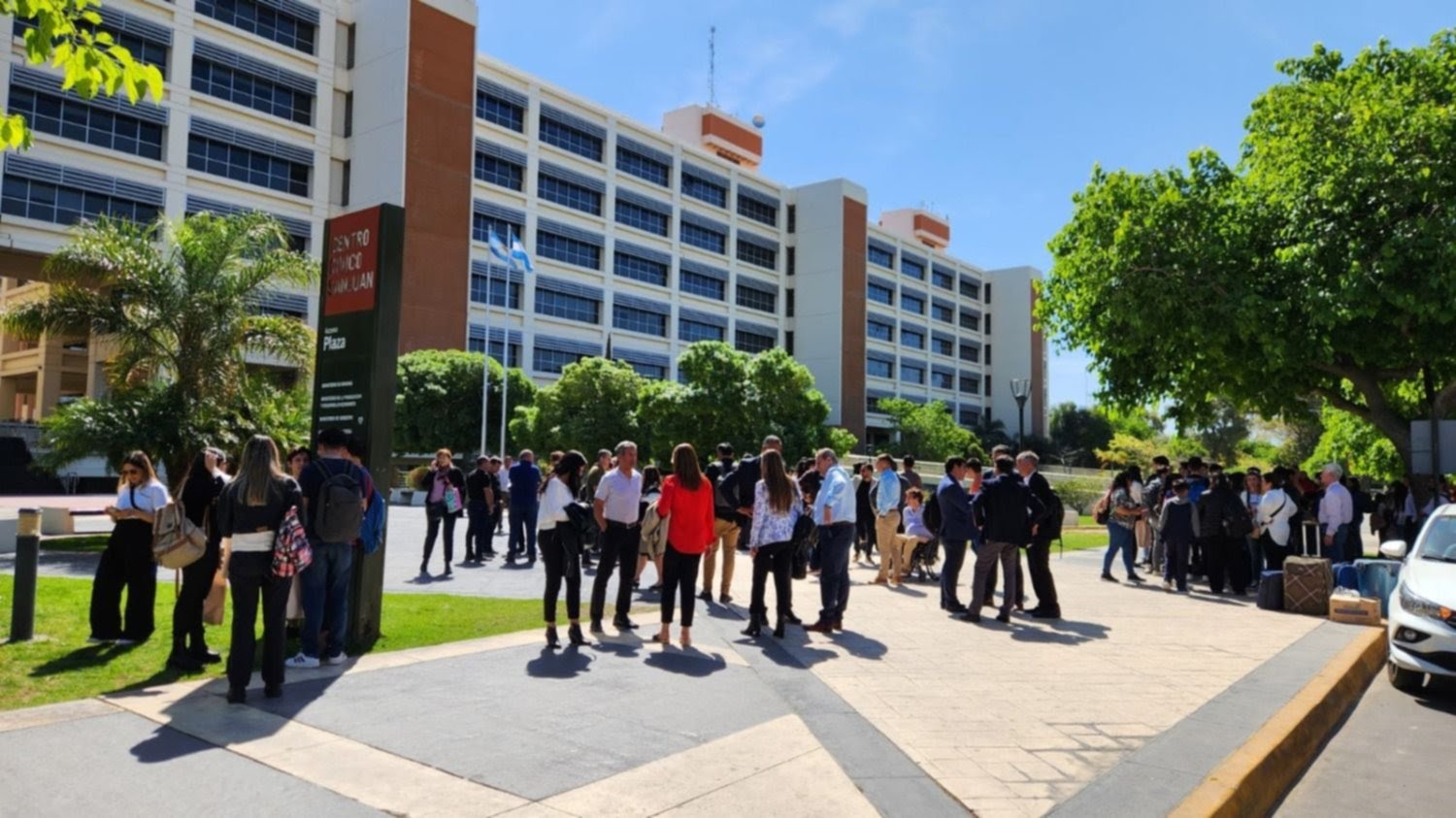 Nuevamente evacuaron el Centro Cívico por una amenaza de bomba