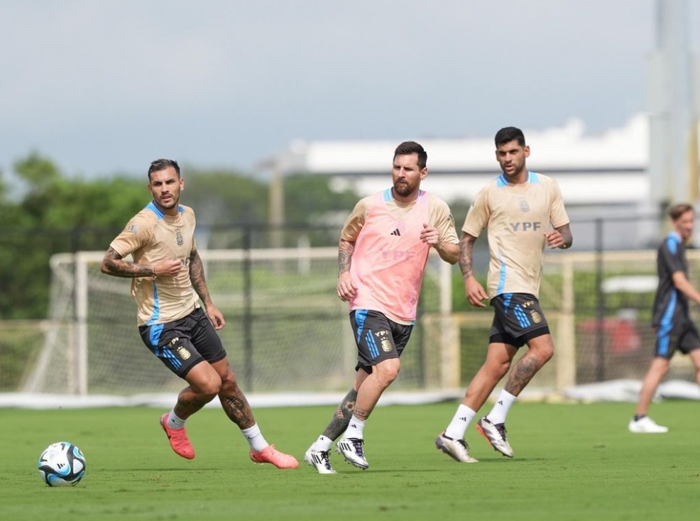 Argentina se enfrenta a Venezuela con Lionel Messi en el equipo y varias bajas