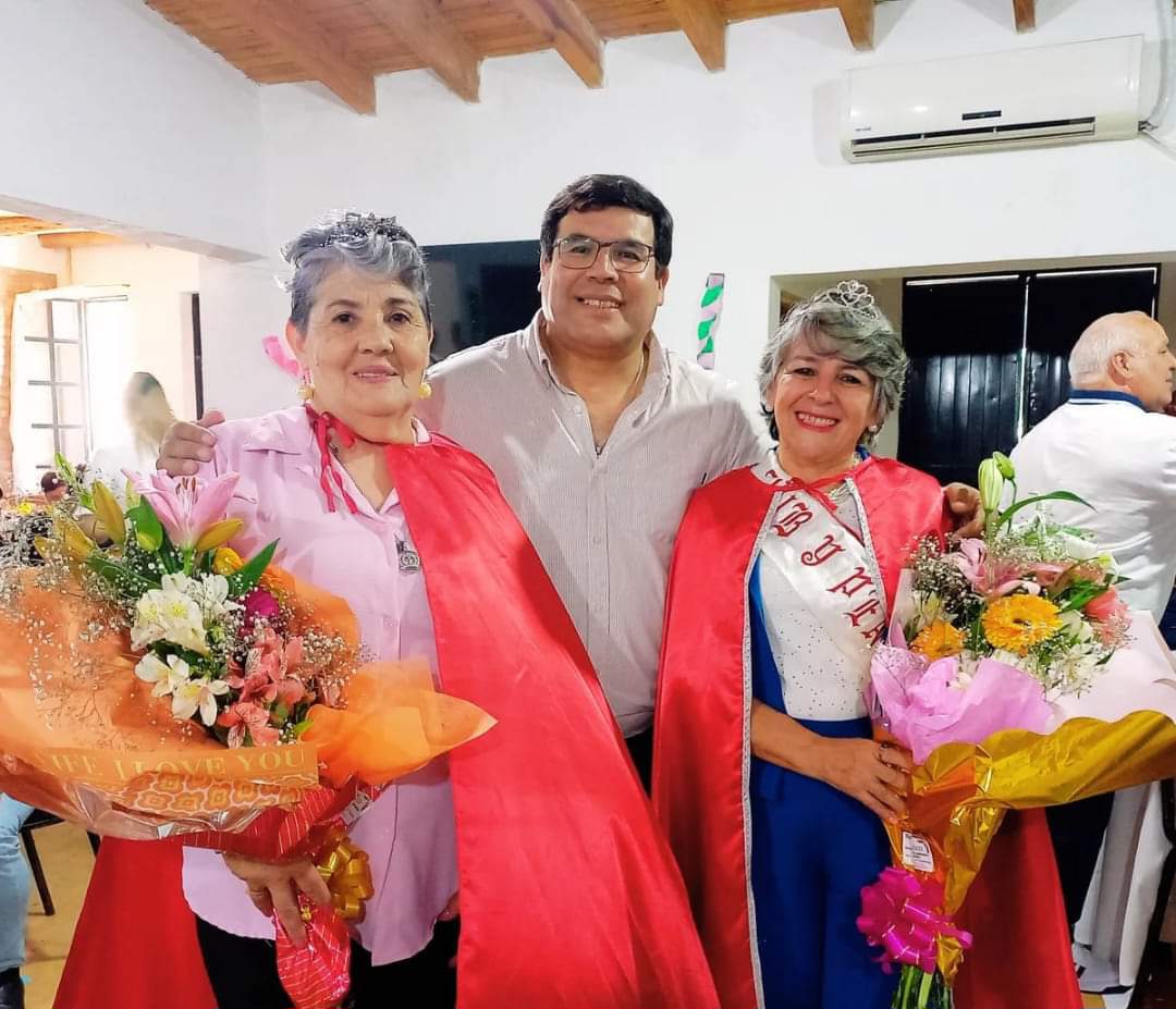 Emotivo festejo en el Centro de Jubilados y  Pensionados 9 de Julio