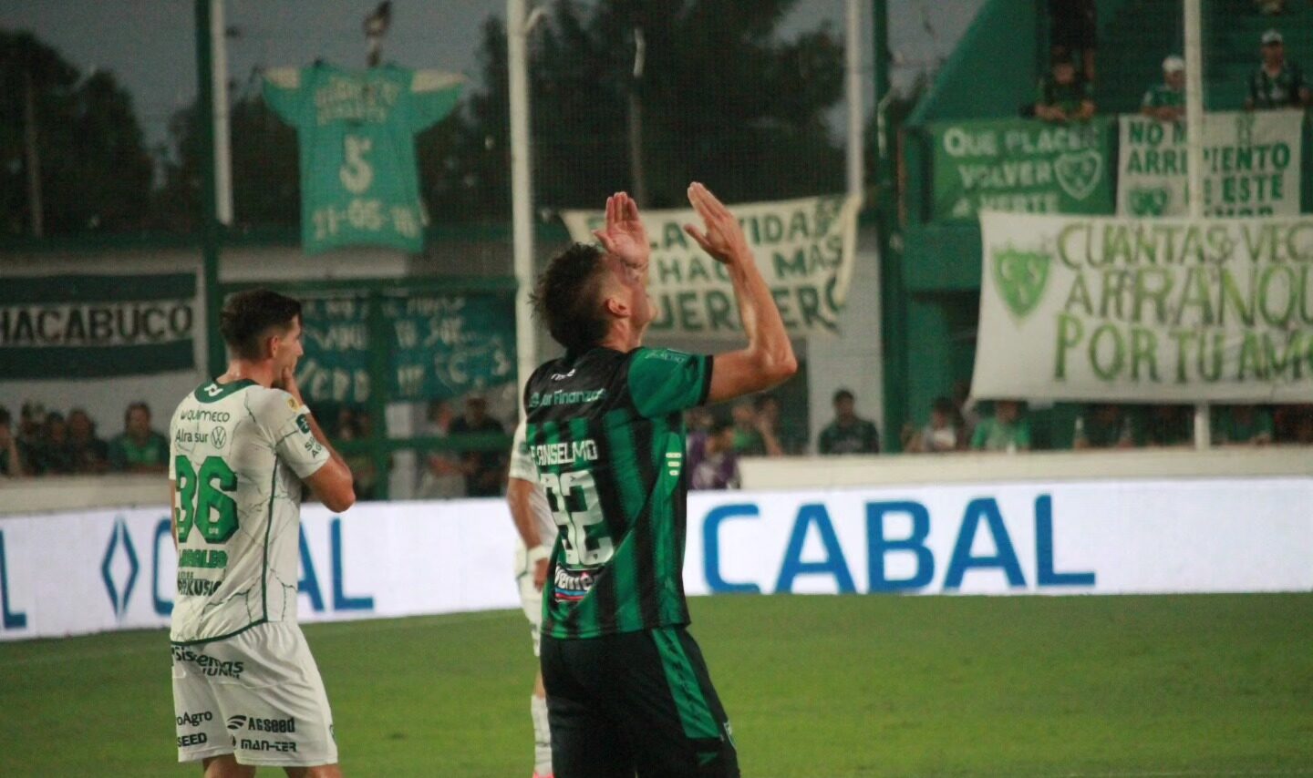 Logro marcar el primer gol en primera, pero no  suma tres puntos