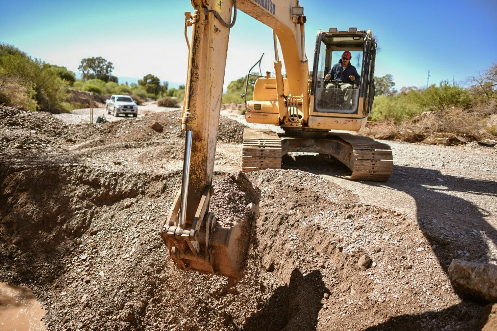 Albardón: comienzan obras urgentes para frenar el impacto de las lluvias