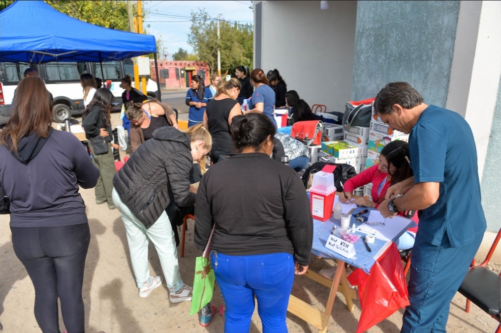 Operativos de Salud y vacunación en Santa Lucía