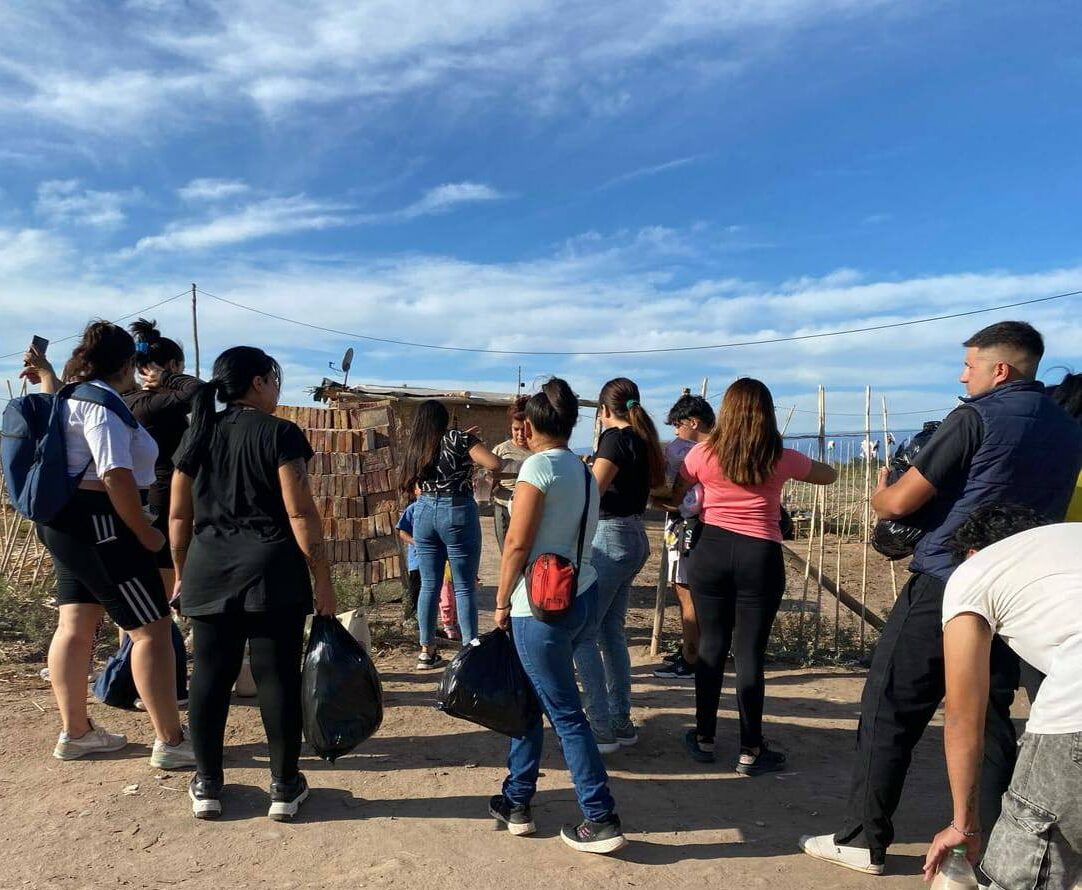 Cerca de 700 personas tomaron chocolate y almorzaron arroz en Chacritas