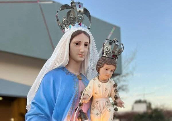 La parroquia Nuestra Señora del Rosario celebra sus 33 años junto a su comunidad