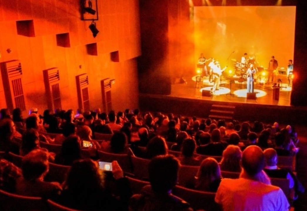 Propuestas para un fin de semana cultural  de cine, teatro y música