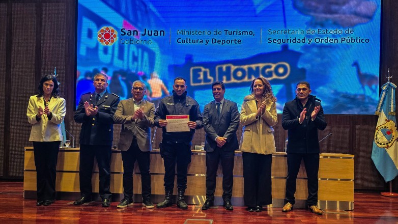 Efectivos policiales se capacitaron en formación turística