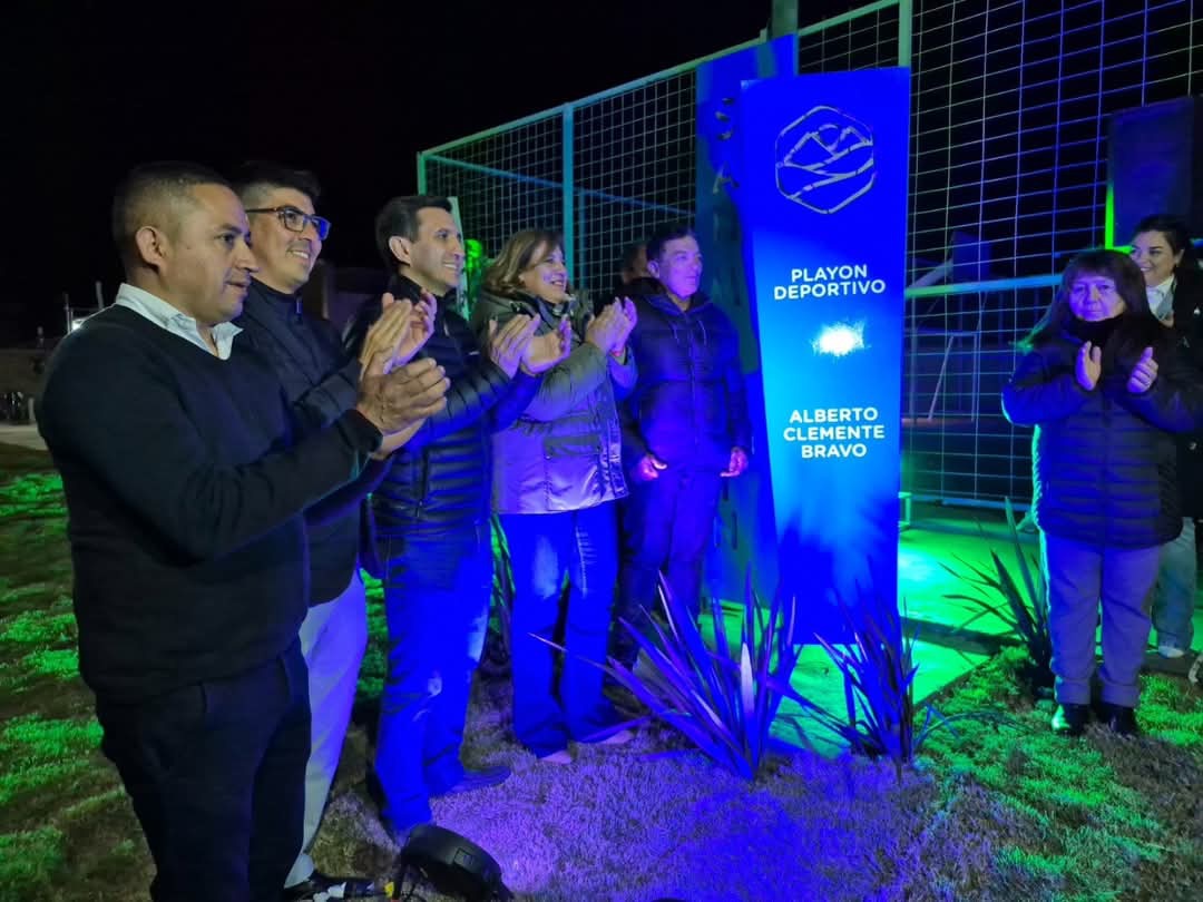 Inauguración del playón deportivo Alberto Clemente Bravo en el Barrio El Portal