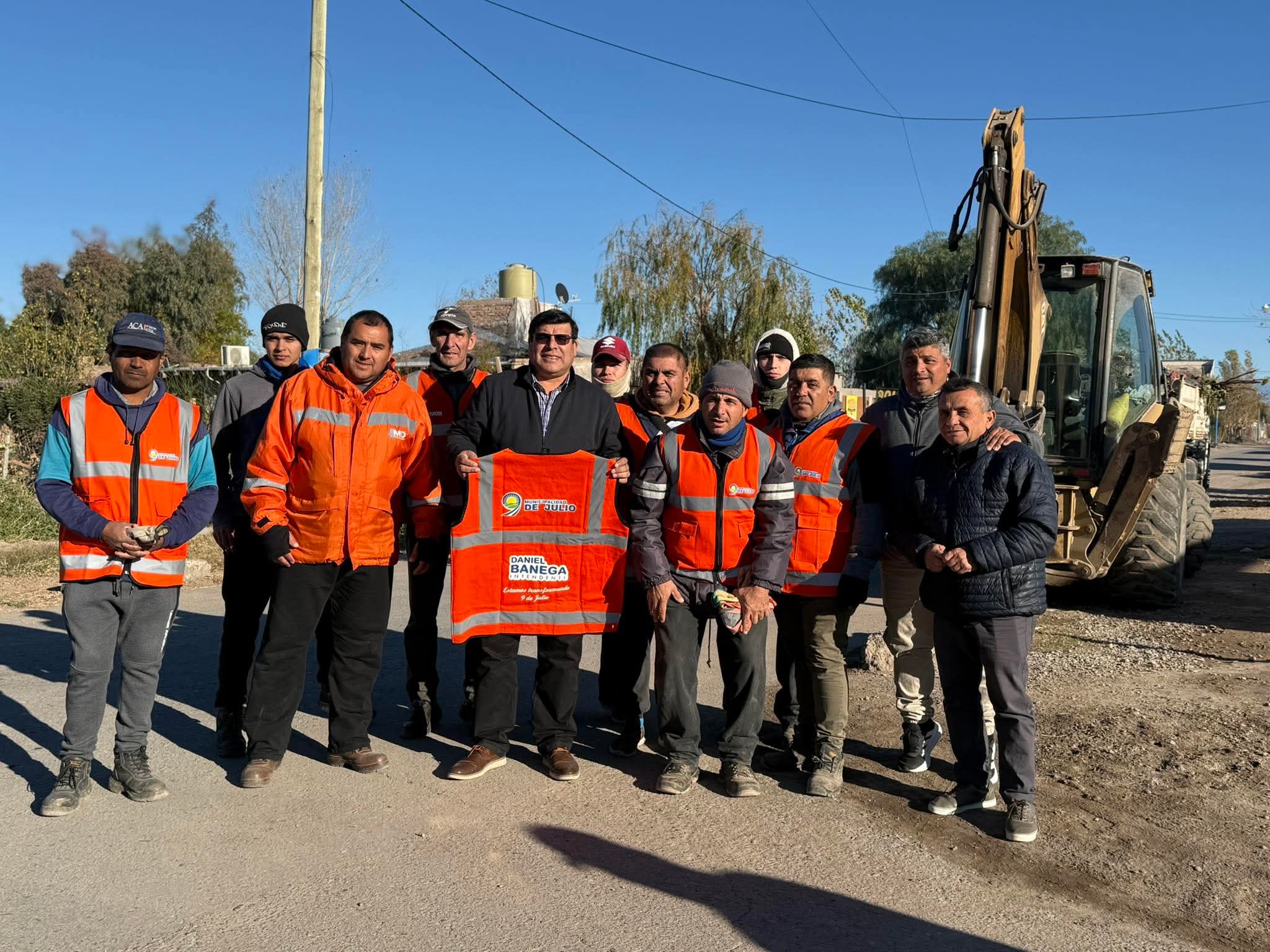 Entregaron indumentaria de seguridad a empleados municipales de 9 de Julio