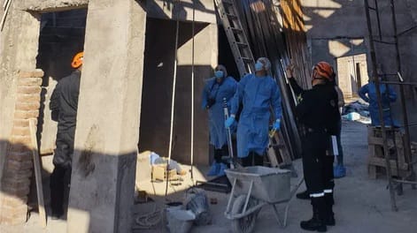 Un obrero murió al caer de una obra en construcción en Rawson
