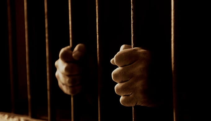 Irá al penal por distribuir material de abuso sexual infantil