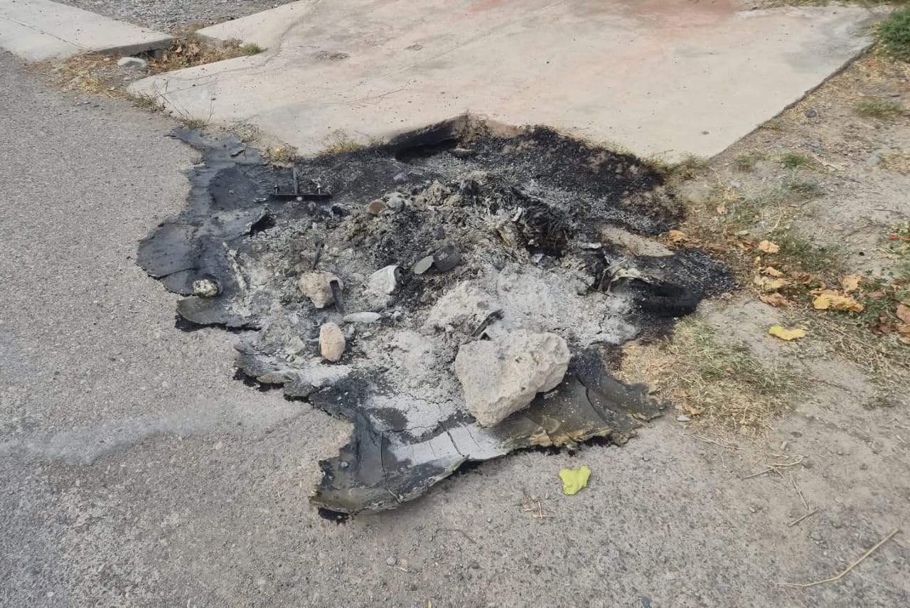 Quemaron un contenedor de basura en Ullum