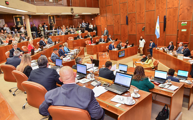 La Legislatura de San Juan reconoció a siete vecinos ilustres