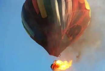 Video: así se prendió fuego el globo aerostático en Brasil y cayó al vacío