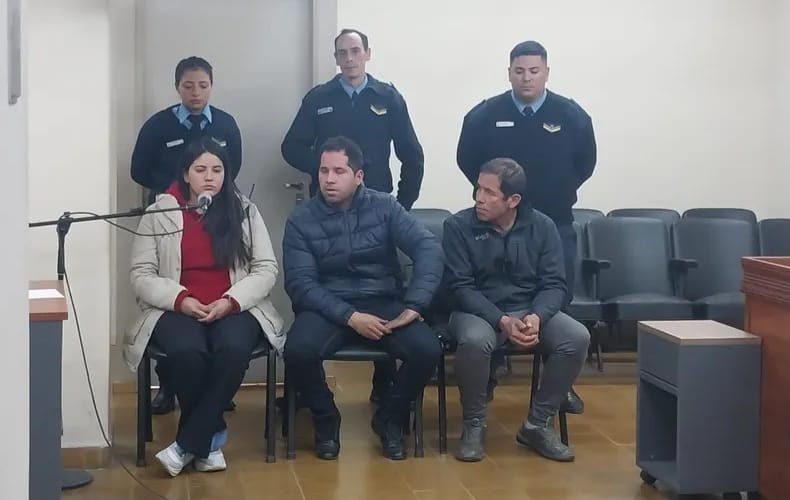 Marcharon presos al penal de Chimbas los acusados del autorobo millonario