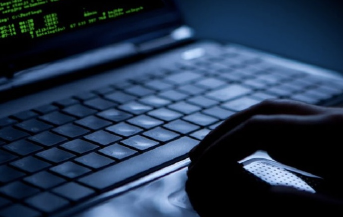 Admitió delitos vinculados a pornografía infantil, pero evitará la cárcel