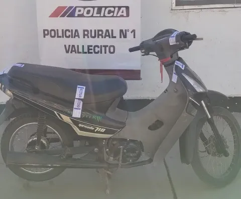 Moto robada fue recuperada en Vallecito por la Policía