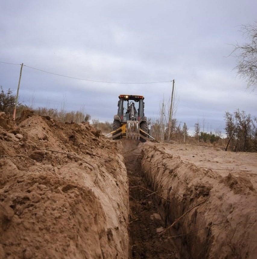 En 25 de Mayo comenzó una obra clave para llevar agua potable a Encón