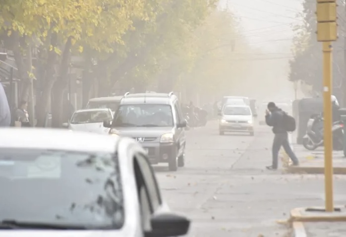 Pronostican viento Zonda, rige alerta amarilla en la provincia