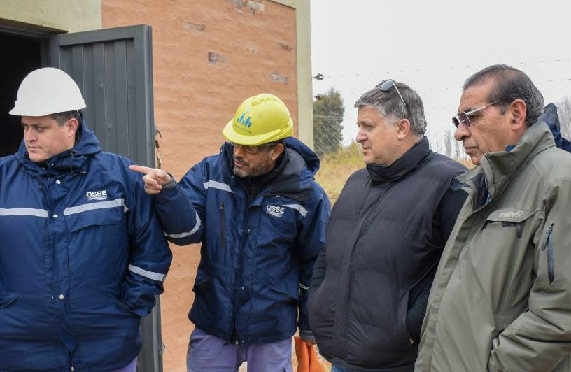 Las Casuarinas: tras los reclamos, supervisan el sistema de cloacas