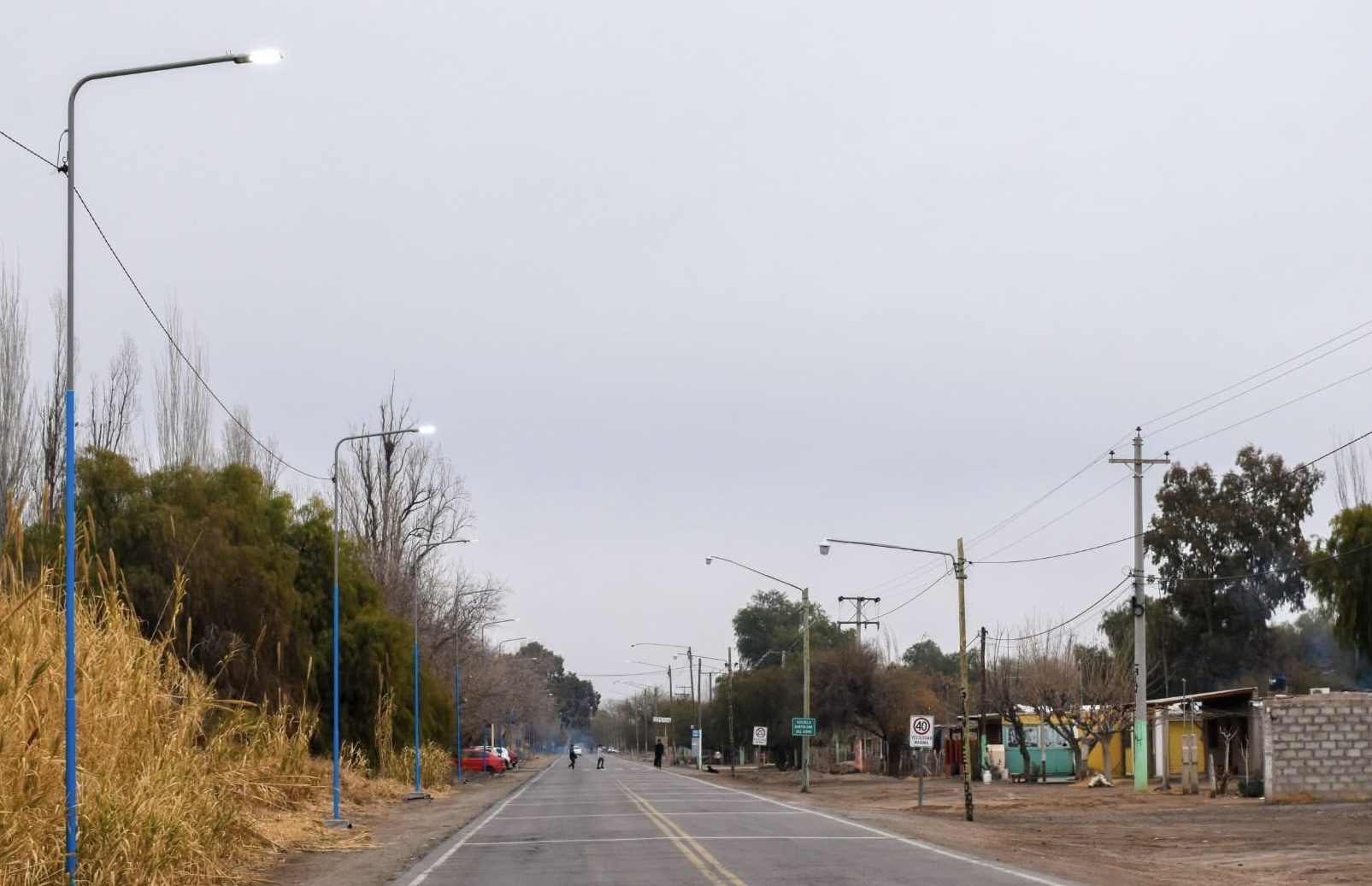 25 de Mayo: Avanzan las obras de iluminación en ruta 279