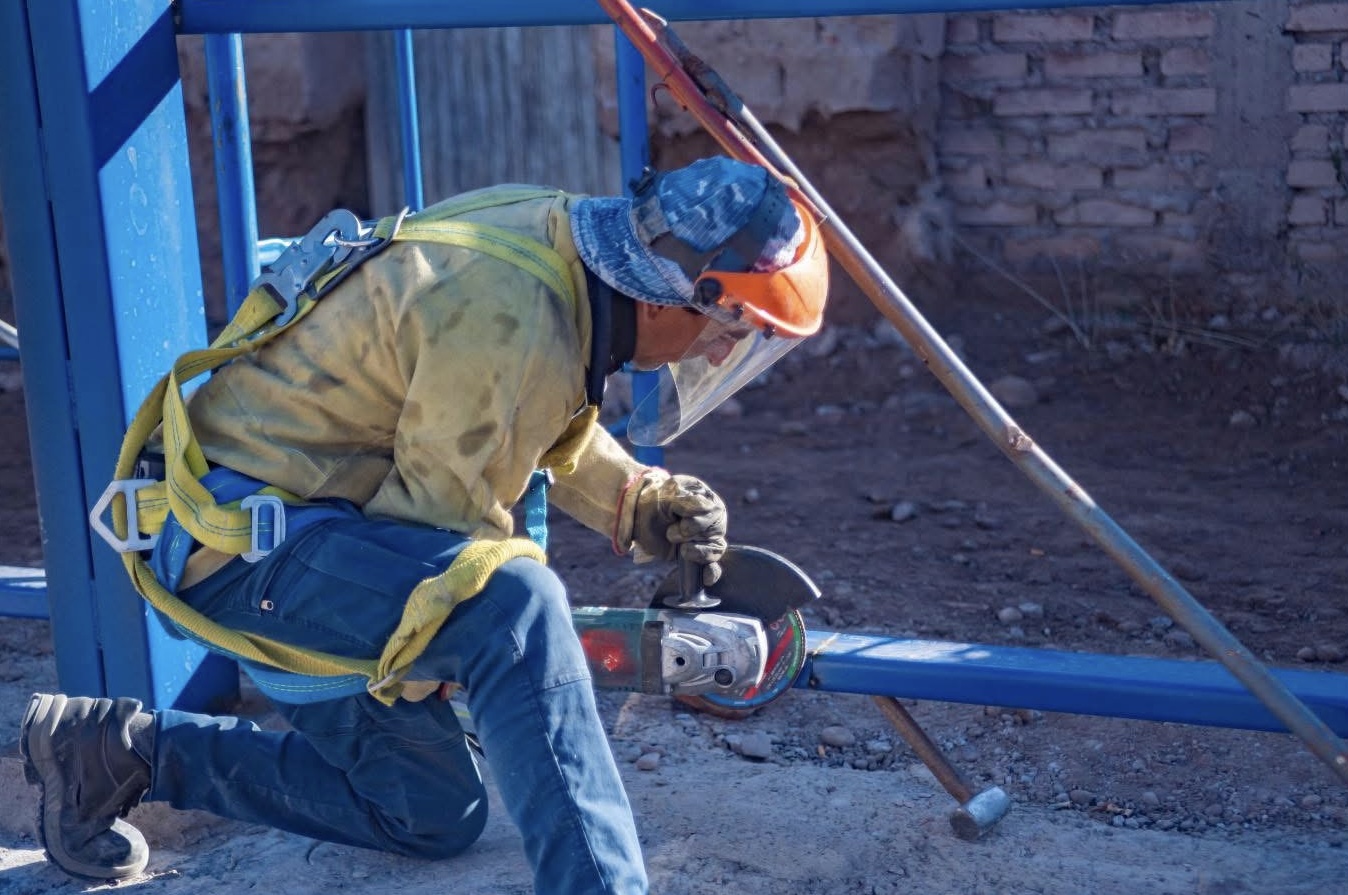 Santa Lucía avanza con obras en la Unión Vecinal Villa Ford
