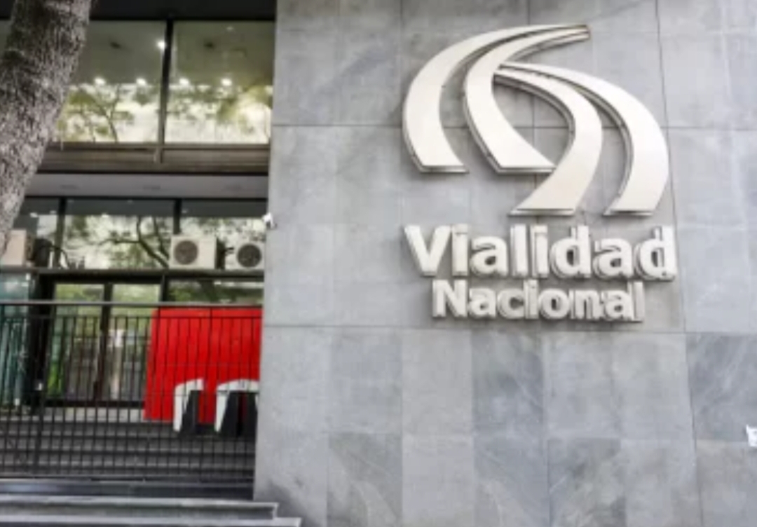 El Gobierno anunció el cierre de Vialidad Nacional y otros organismos de transporte
