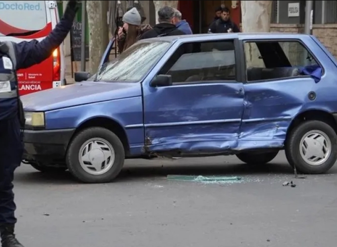 Un choque y dos mujeres heridas
