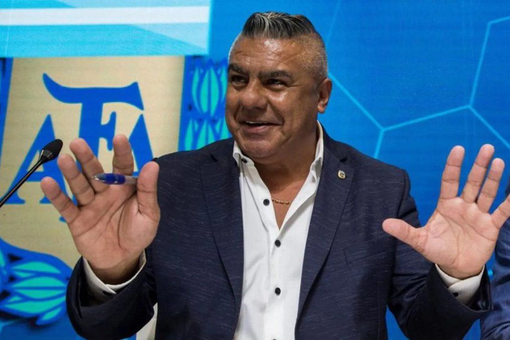 Chiqui Tapia anunció la vuelta del público visitante en Primera