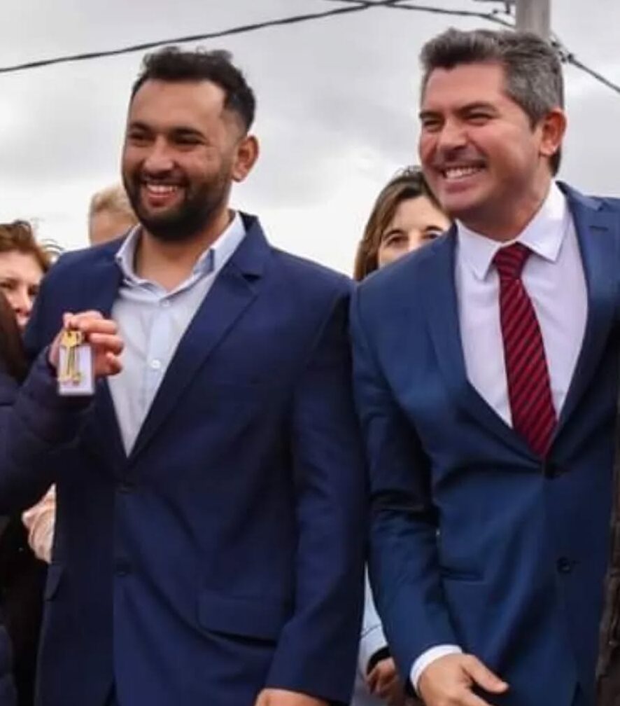 Un concejal de Orrego cambio de partido y se fue con José Peluc