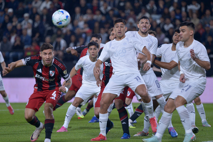 River Plate empató 0-0 ante Libertad en Paraguay por la ida de los octavos de final de la Copa Libertadores