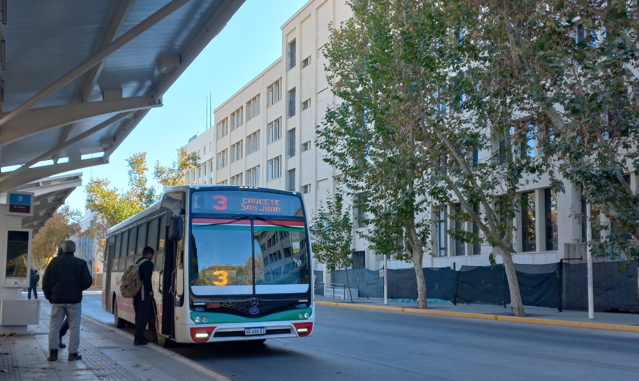 Servicios que sí y que no funcionarán este viernes 15 de agosto