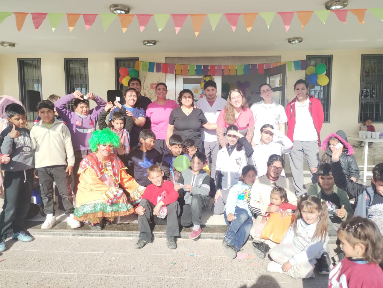 Divertido festejo por el Día del Niño en el CAPS Arturo Cabral de la Colina