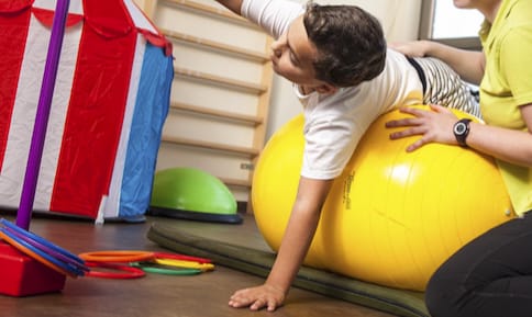 Programa Municipal de Salud: atención gratuita de Neurorehabilitación Infanto Juvenil