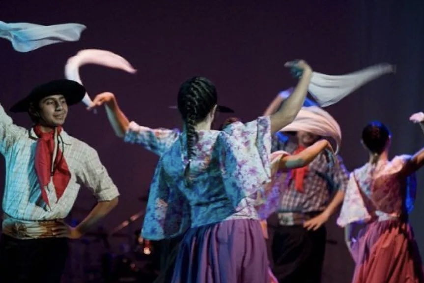 25 de Mayo se prepara para vivir el 3.º Certamen de Danzas Folklóricas “Idilio Criollo”