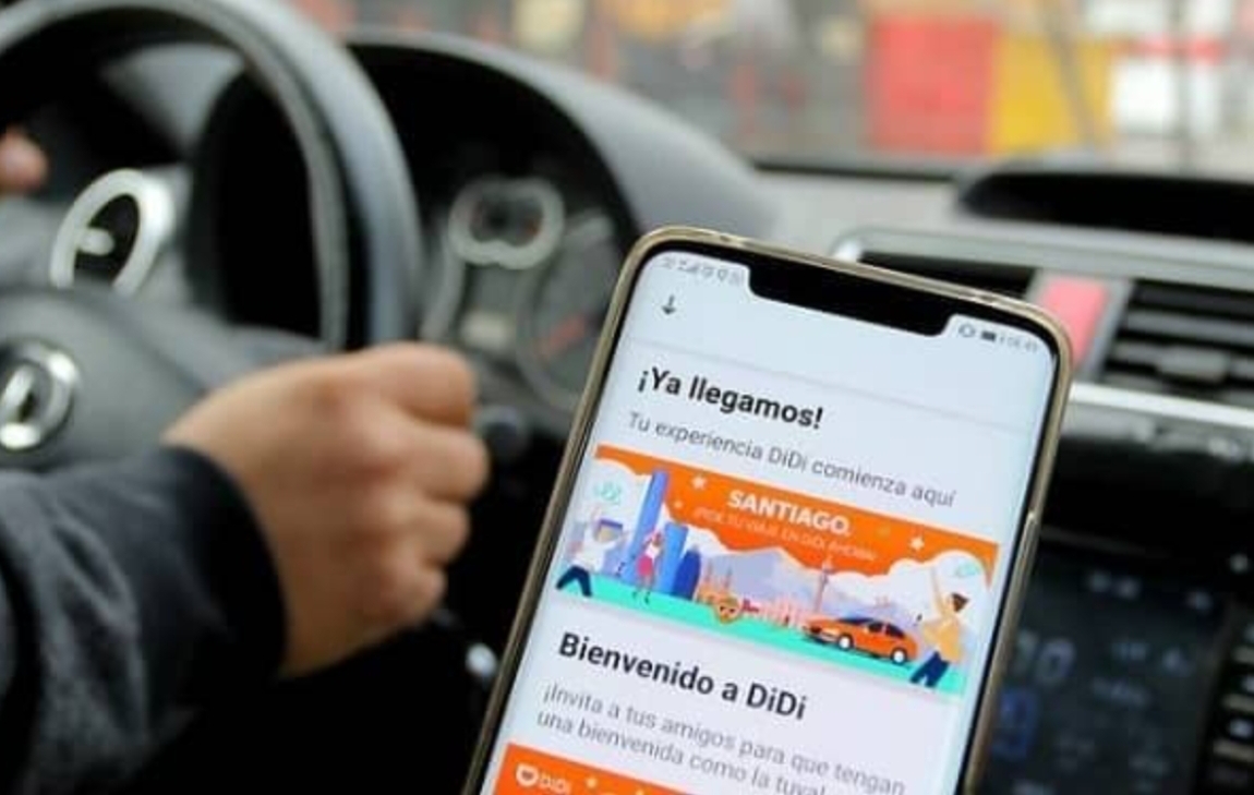 Fingió ser pasajero de Didi y le robó al conductor