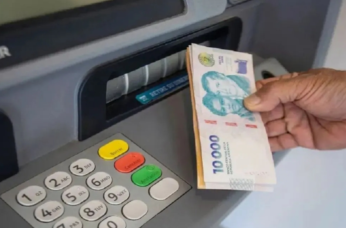 Los empleados públicos tendrán acreditados sus haberes el 30 de agosto