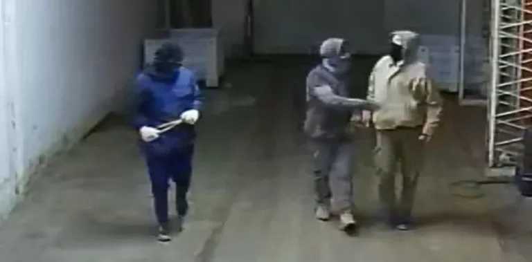 md