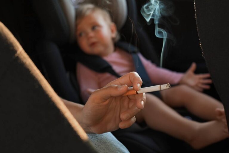 El-tabaquismo-pasivo-en-la-infancia-deja-huella-en-el-ADN-de-ninos-y-ninas