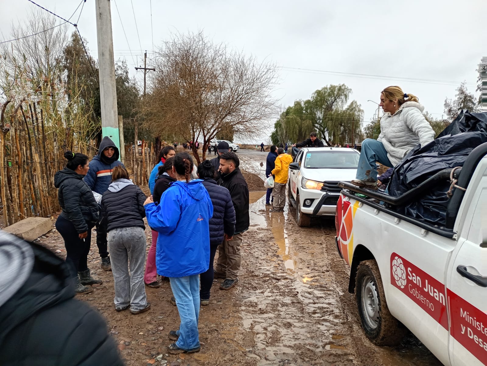 Más de 5103 familias de todo los departamentos fueron asistida desde el ministerio de familia y desarrollo humano