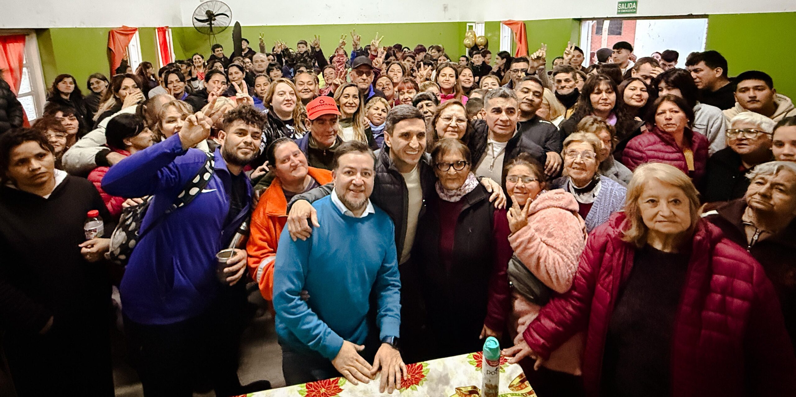 Cristian Andino y Fabián Gramajo recorrieron el Barrio Cabot en Capital