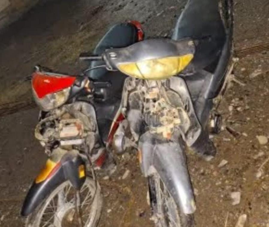 Intenso operativo en carpintería recuperaron dos motos robadas y una freidora