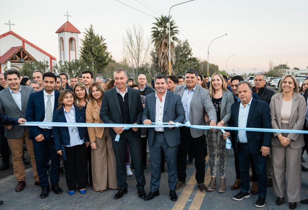 Inauguración de la repavimentación de la Ruta Nacional 153
