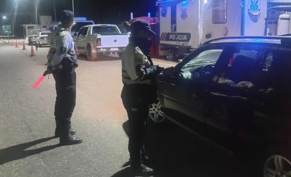 Peligro total: ebrio al volante y en contramano