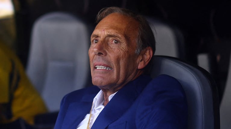 Russo sigue internado: lo observan por una infección urinaria