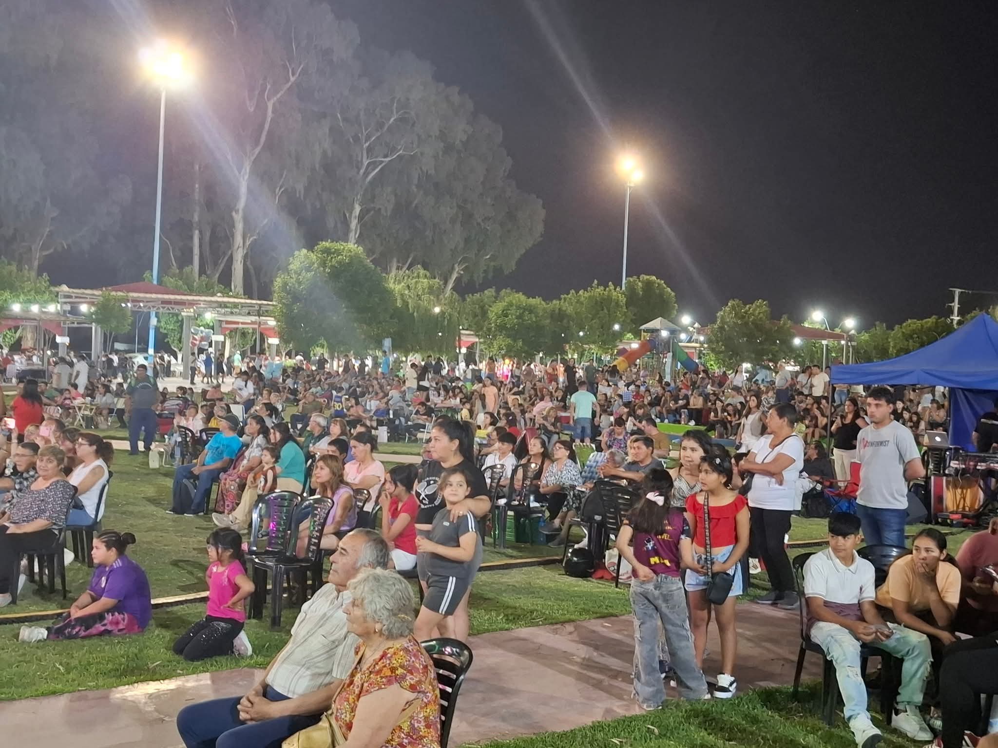 Gran celebración del día de la madre en Albardón