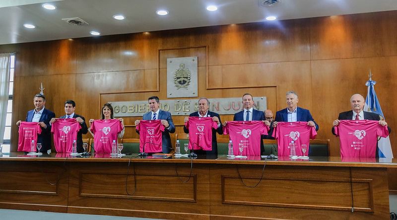 Presentaron la XIII Caminata de Concientización sobre el Cáncer de Mama en San Juan