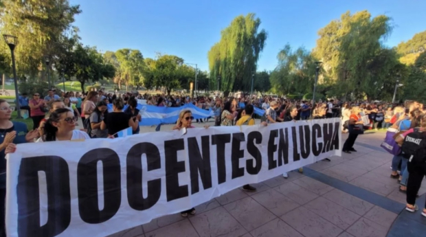 Paro docente: ¿habrá descuento por el día no trabajado?