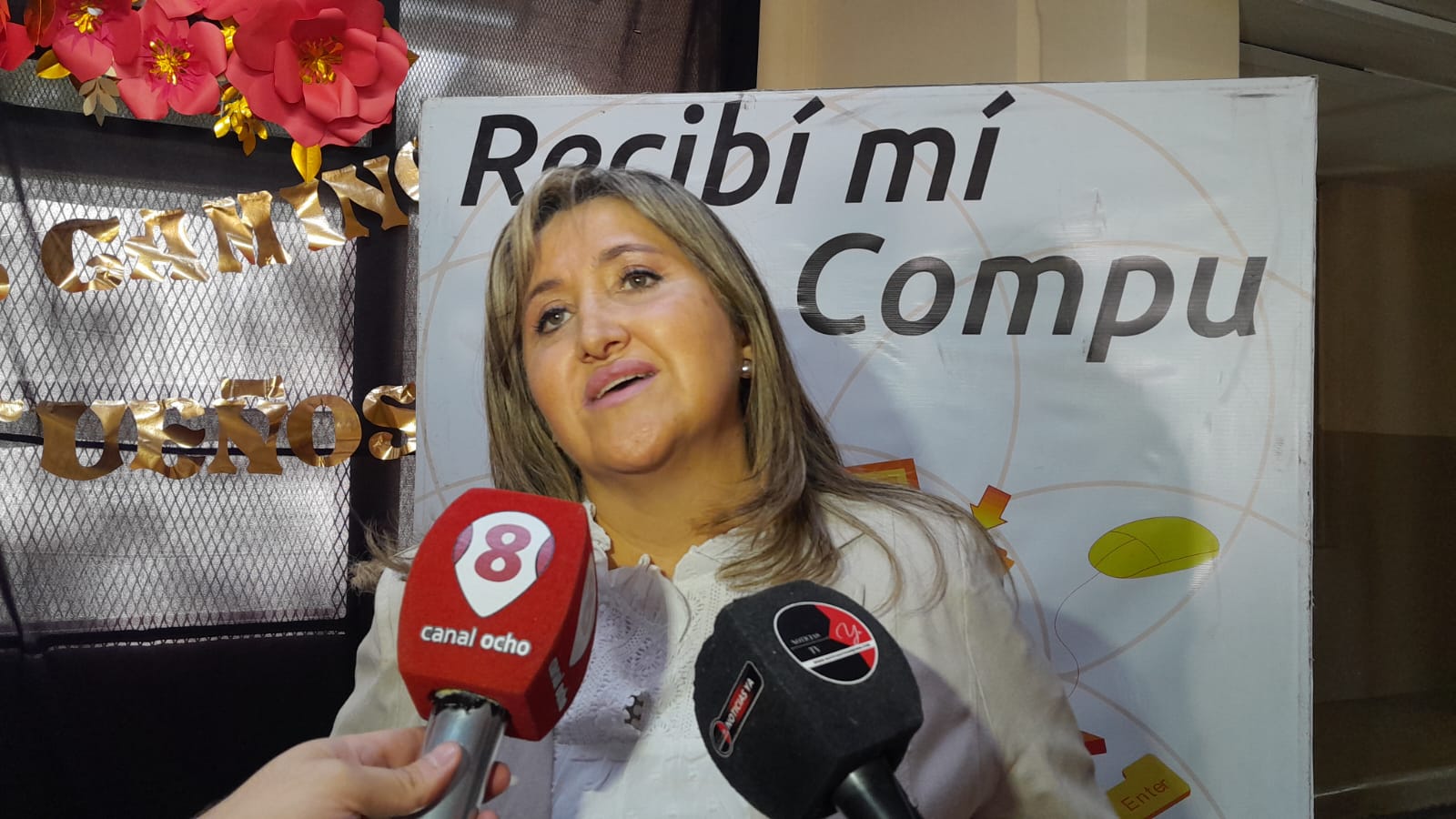 Según la ministra de educación se están terminando de colocar los equipos de Frio-Calor en las escuelas