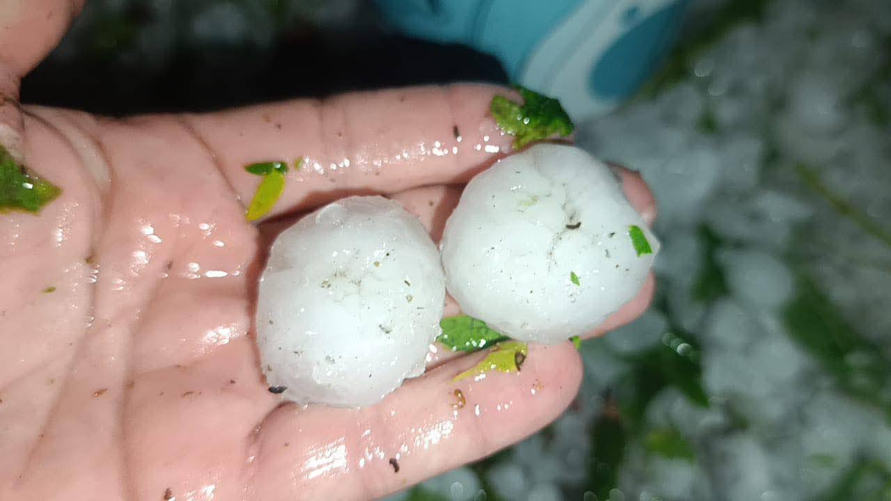 “Atención muy importante, existe un alerta de granizo incluye al departamento 9 de Julio”