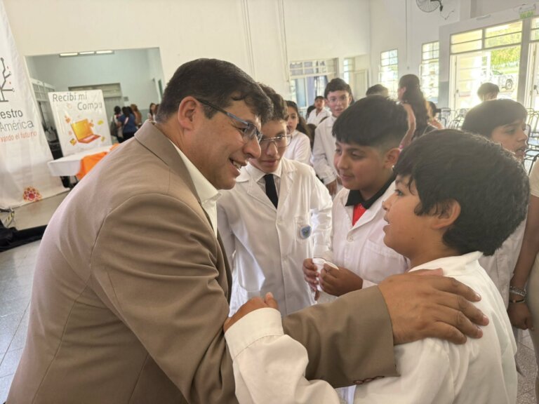 588610409_122210795786281354_1334436931584232293_n